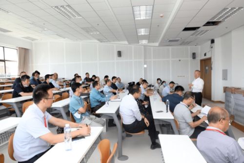北京信息科技大学召开新校区建设与搬迁工作第十一次现场调度会，全方位推进智慧校园建设